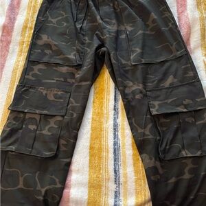 Gray Polyester-Spandex Blend Fabric